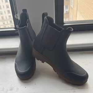 Grey/Green Bogs Ankle Rain Boots